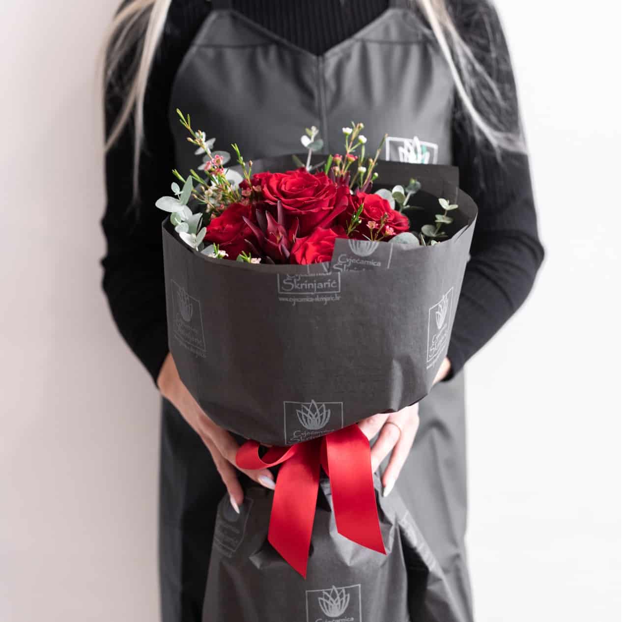 Buket-Crvenih-ruza-3