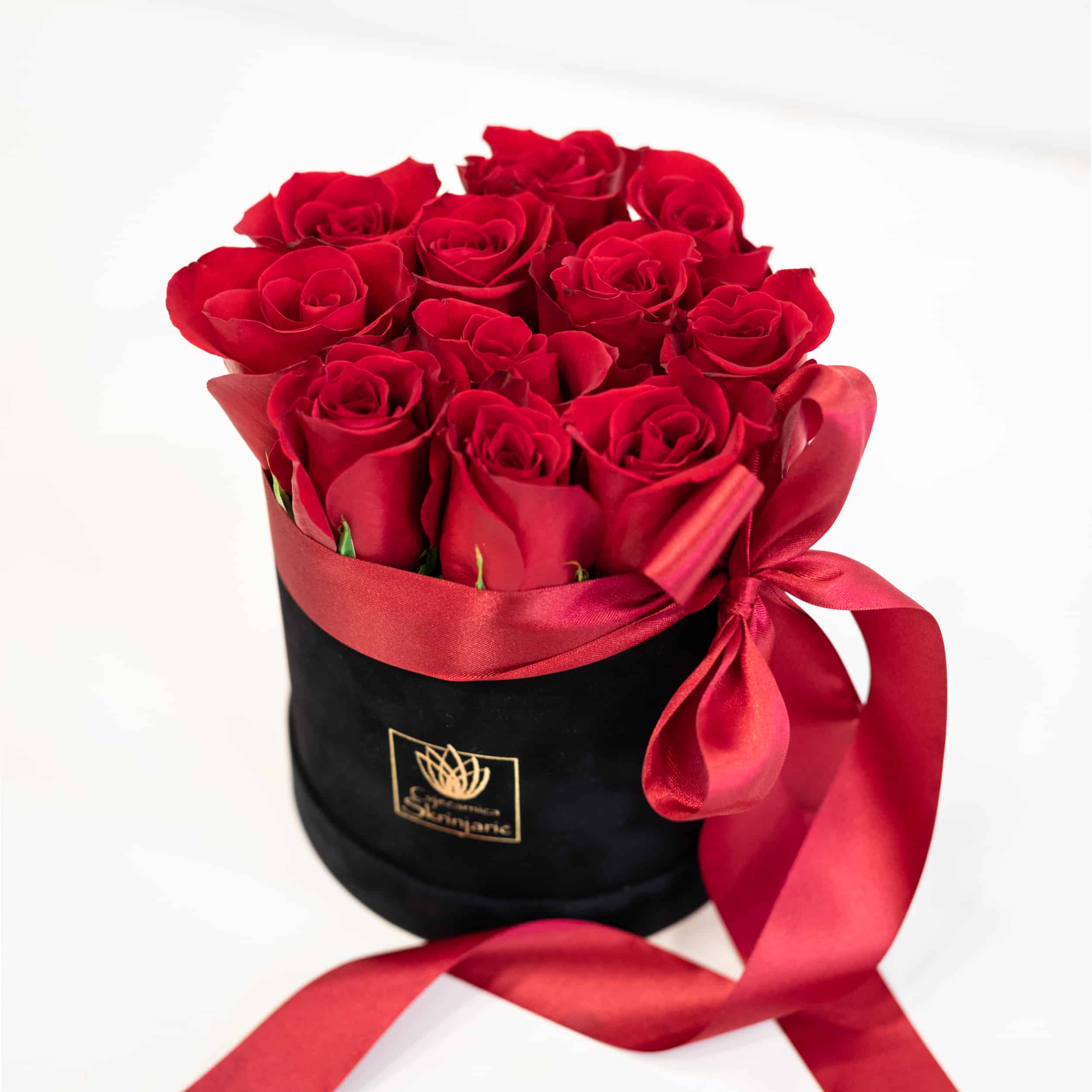 crvene-ruze-u-kutiji-7